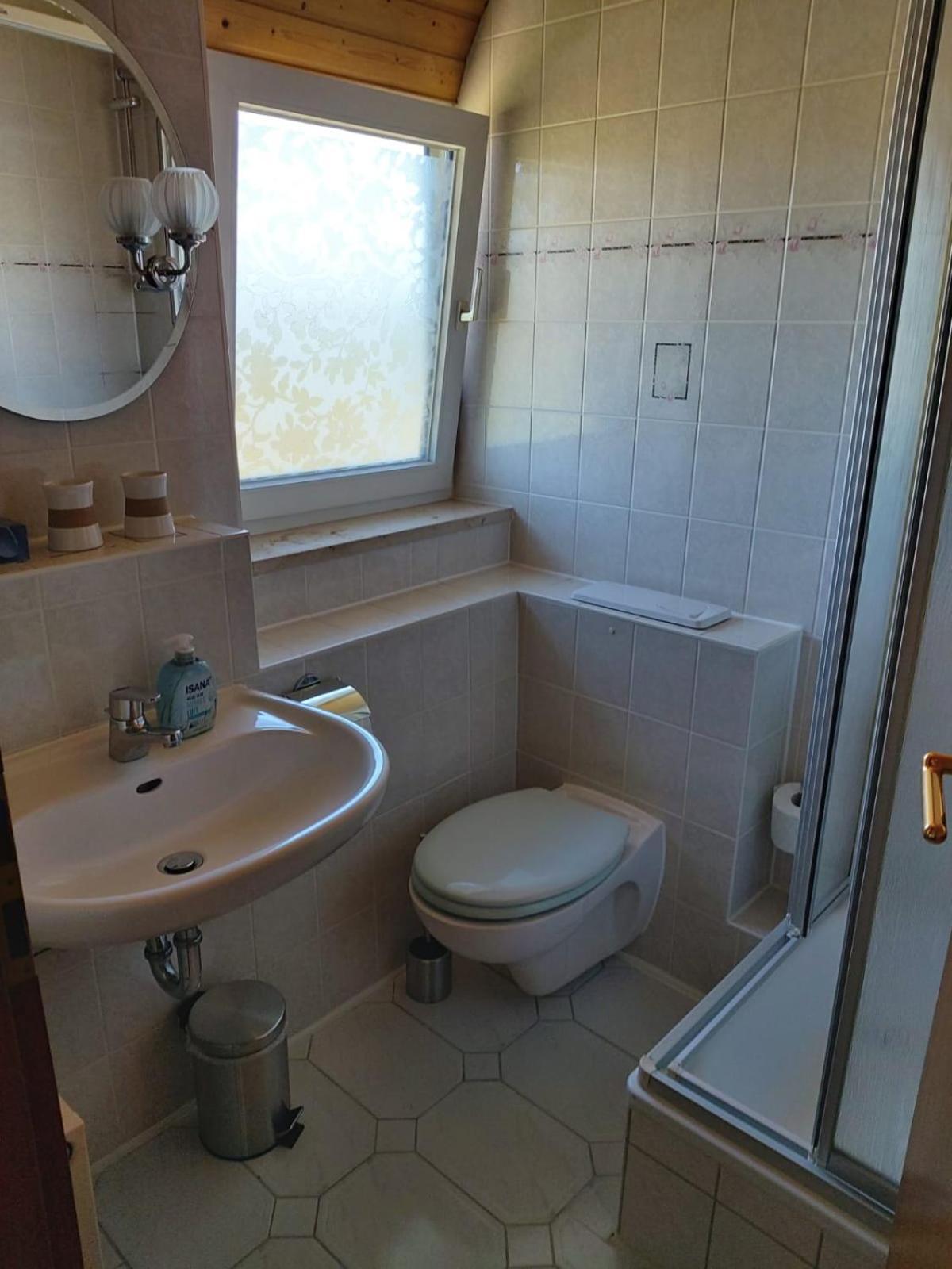 Pension Petersen Bergen Auf Rugen Quarto foto